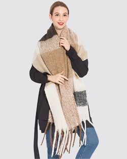 Cashmere Plaid Tasseled Scarf